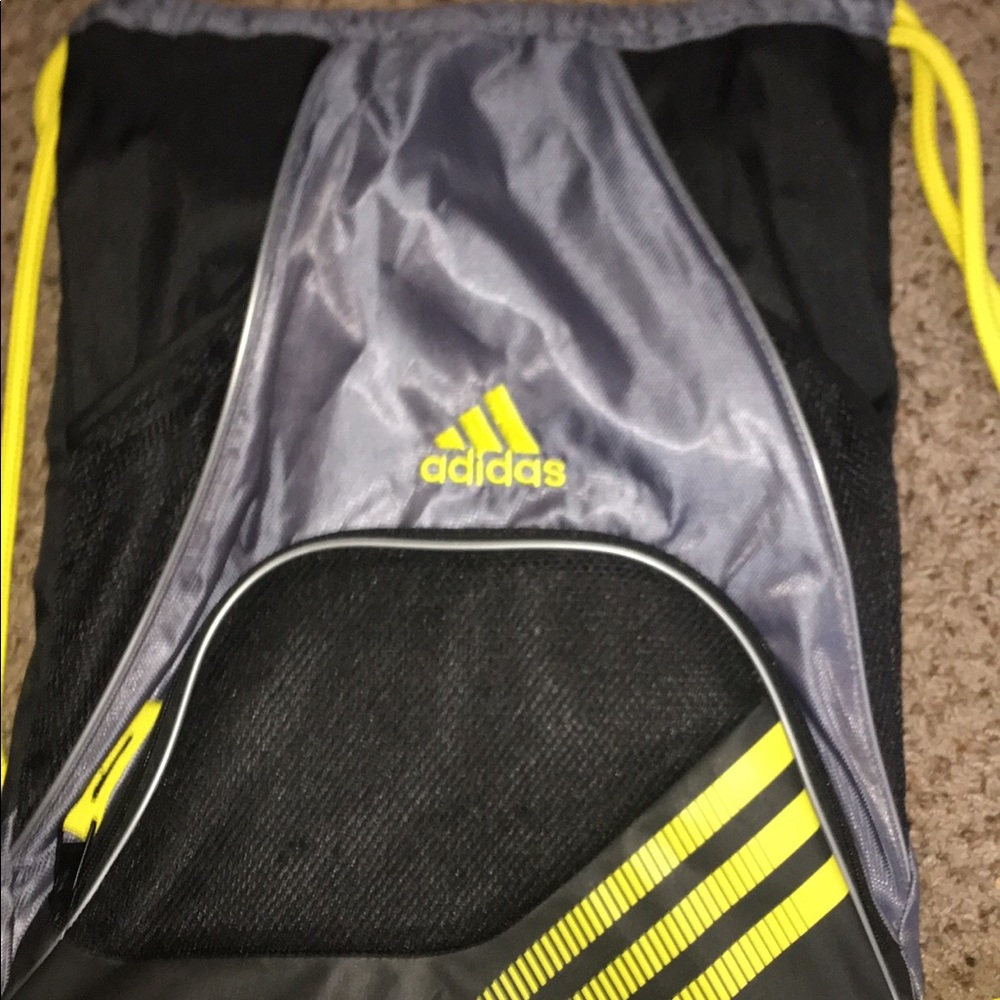 Adidas sling bag